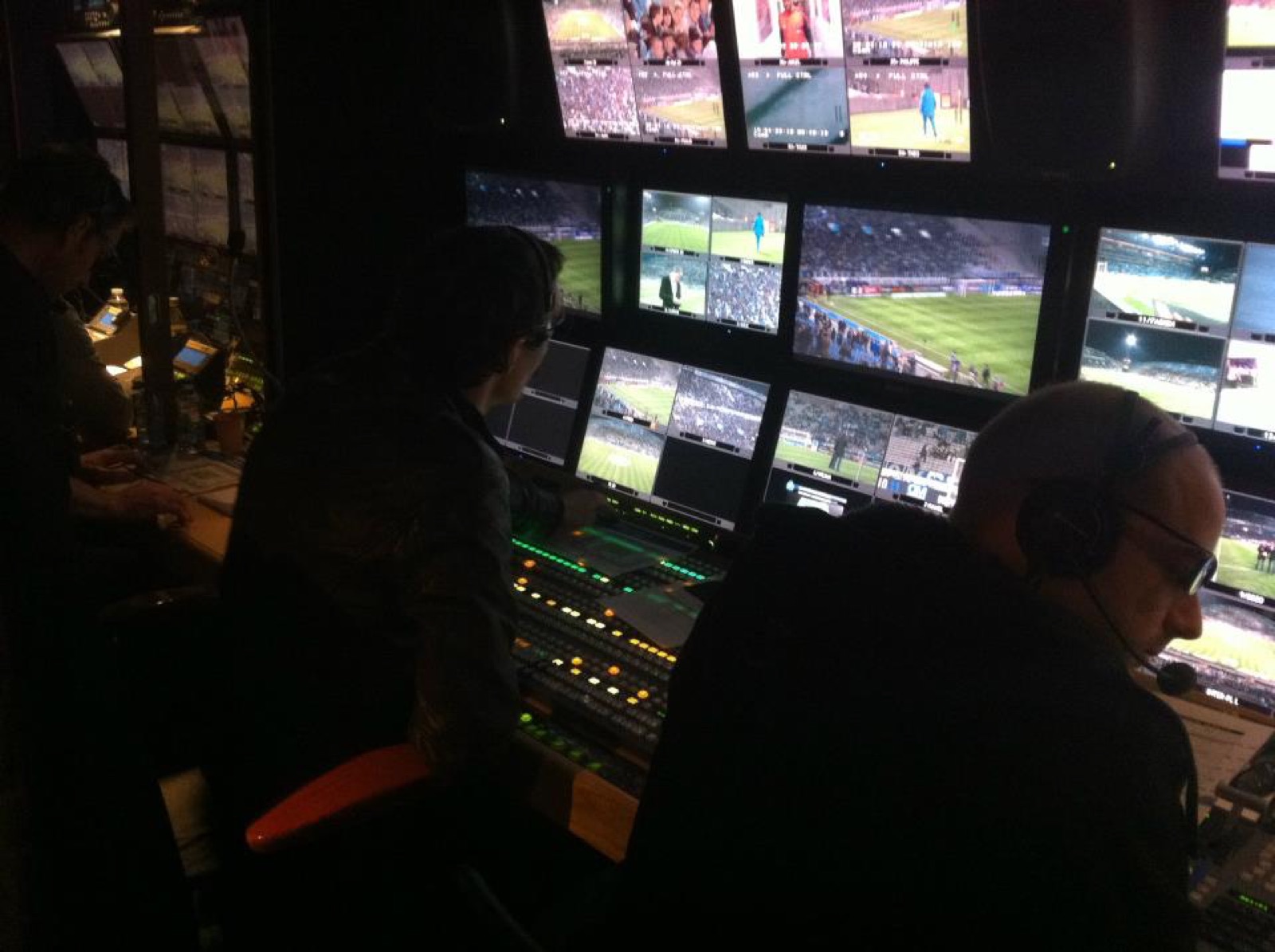 Canal+ stereoscopic control room during the OM PSG live production